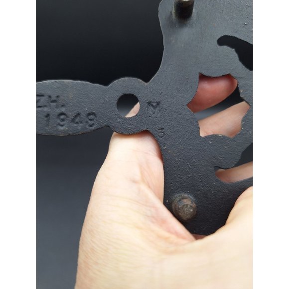 ANTIQUE CAST IRON TRIVET DECORATIVE HOT PAD SERVING RACK JZH 1948 M - Picture 8 of 9